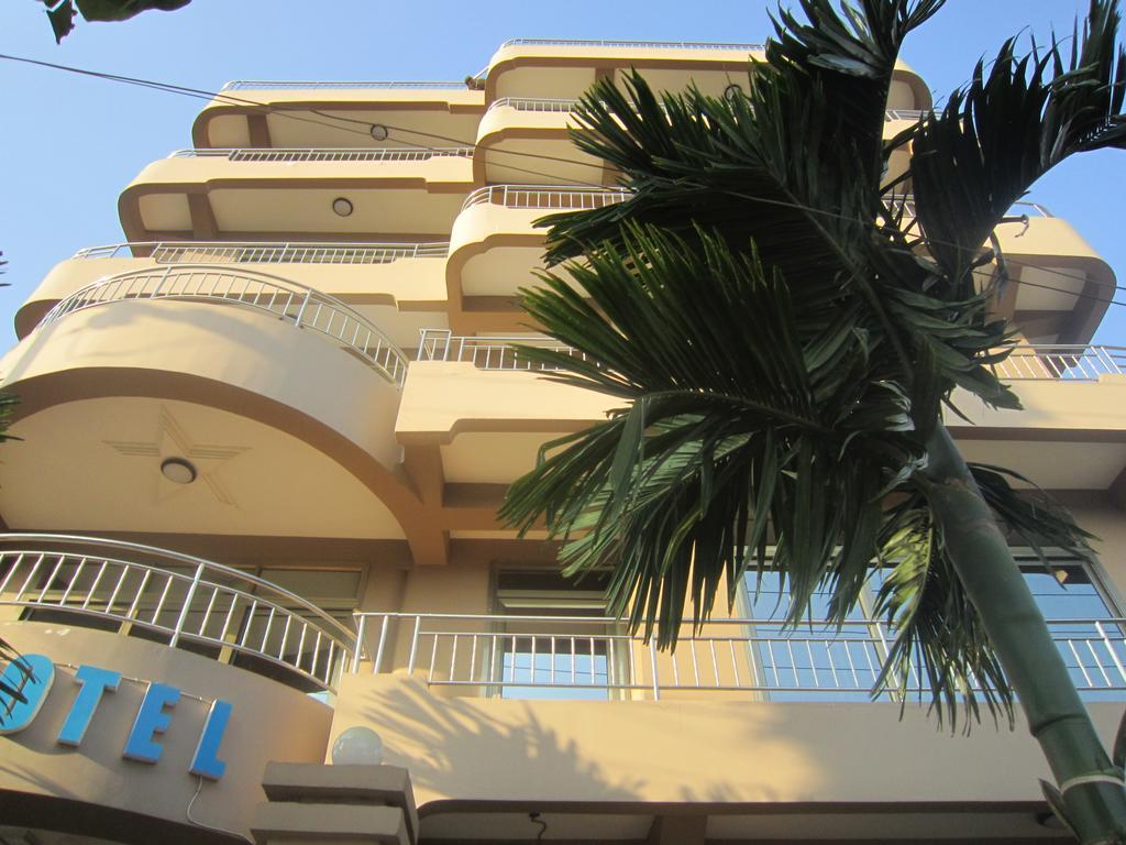 Donsuite Hotel Dar es Salaam Exteriör bild